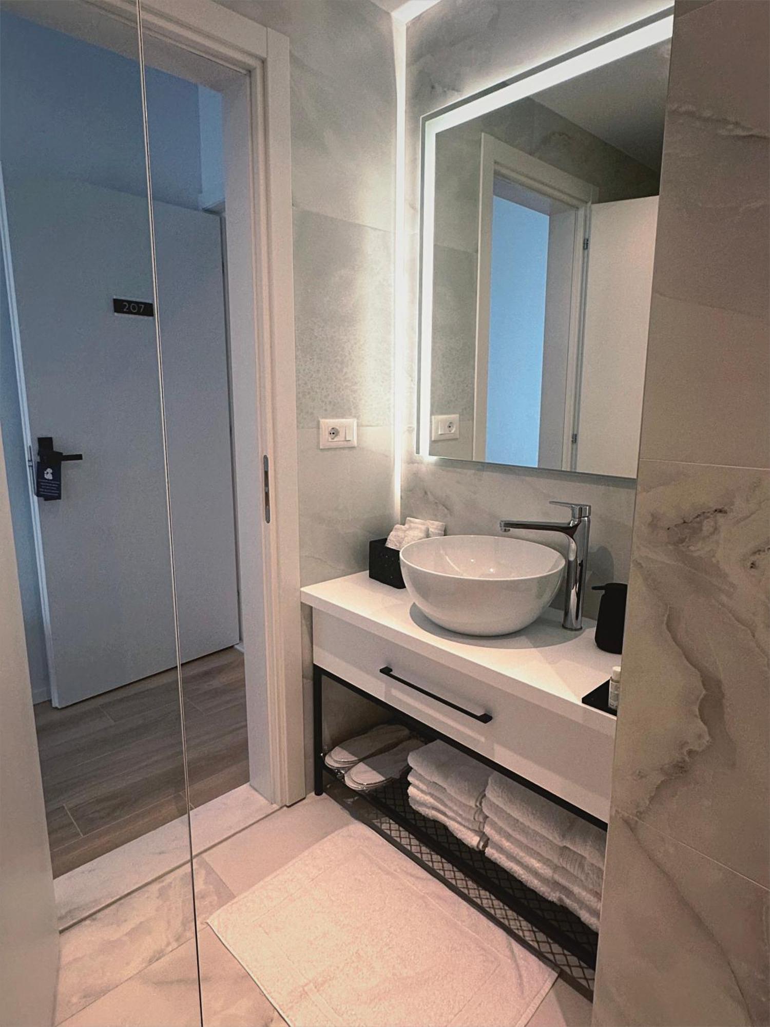 Hotel Vila 19 Dhërmi Eksteriør bilde