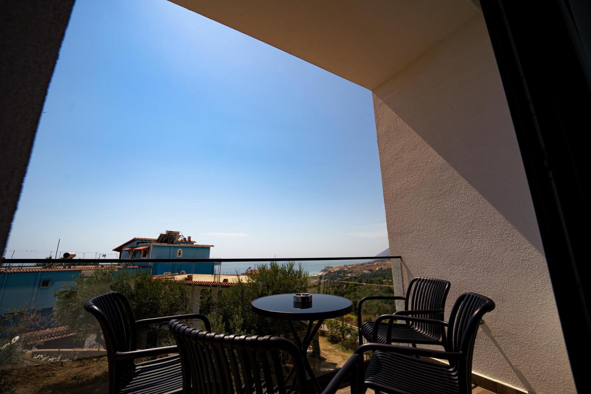 Hotel Vila 19 Dhërmi Eksteriør bilde