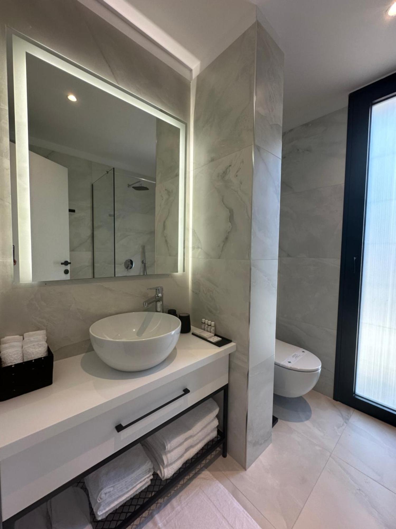 Hotel Vila 19 Dhërmi Eksteriør bilde